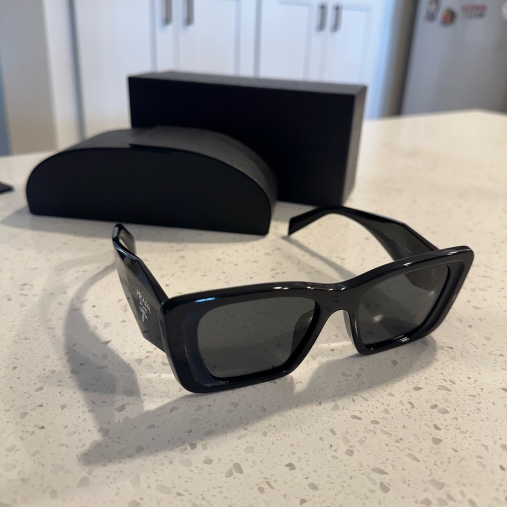 Prada Black Women's Sunglasses - Picture 5 of 16